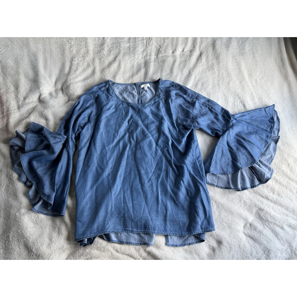 LC Lauren Conrad Womens MED Fit Chambray Bell Sleeve Blouse Hi Low Hem Top